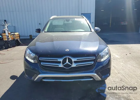 2018 Mercedes-Benz Glc 300 4Matic z USA, uszkodzony, nr VIN WDC0G4KB2JV047837